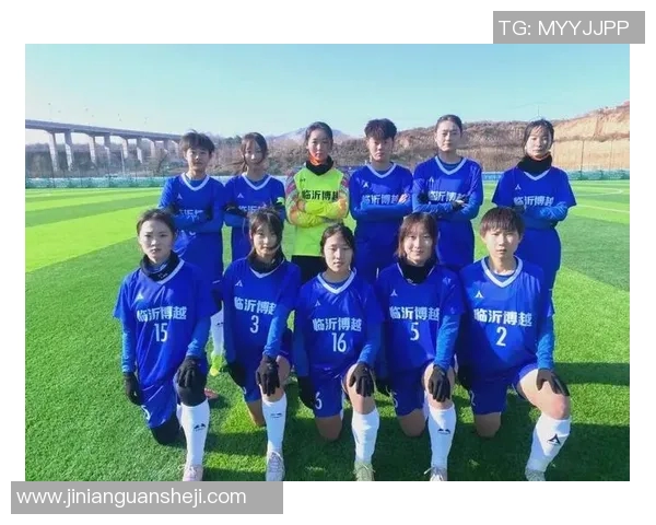 武汉足球队在冠军赛中的强势表现与未来展望分析